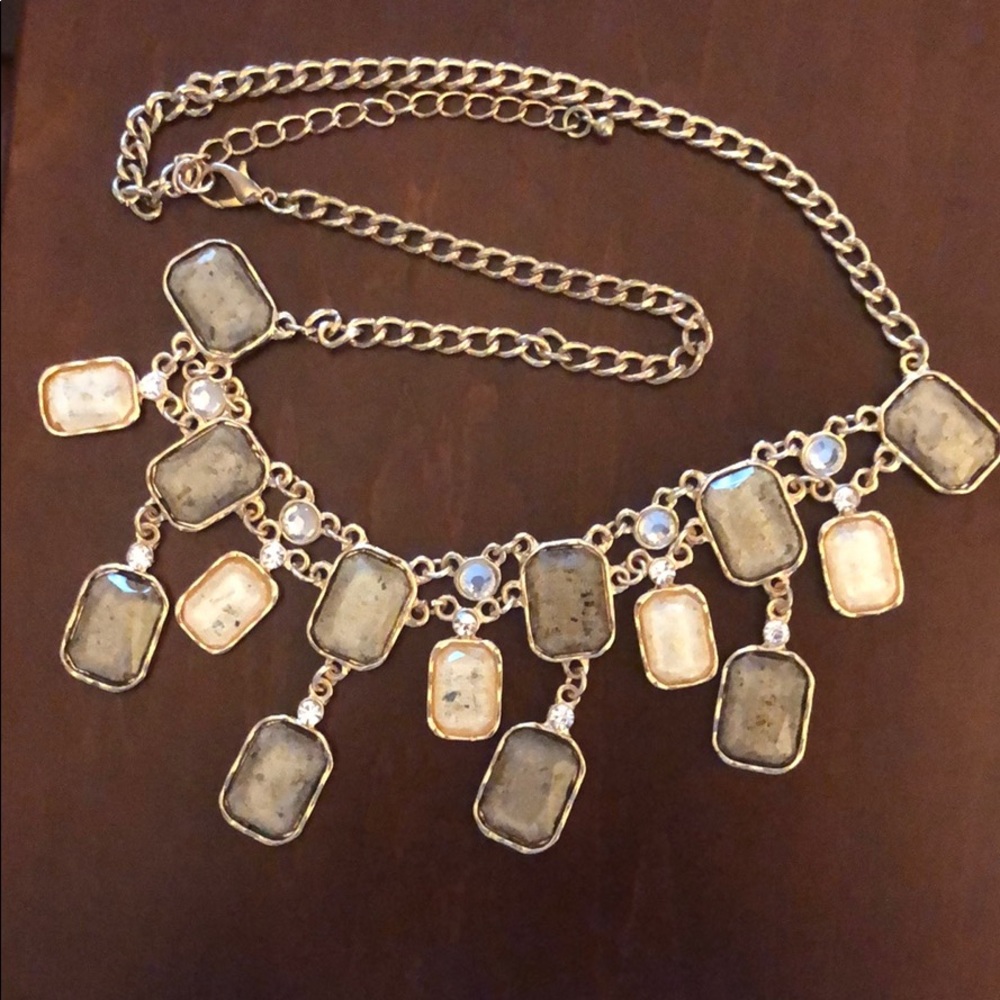 Tan chunky necklace